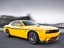   Dodge Challenger SRT    
